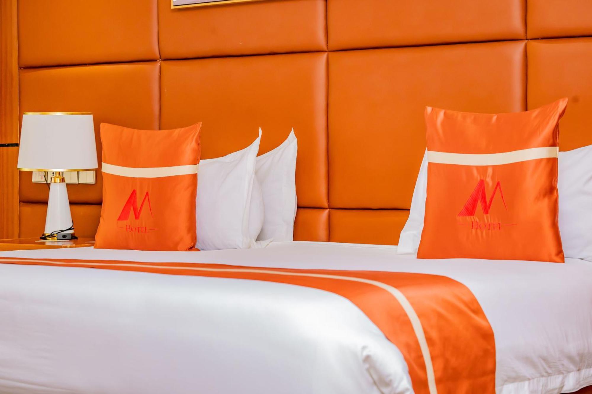 M Hotel Kigali Bagian luar foto