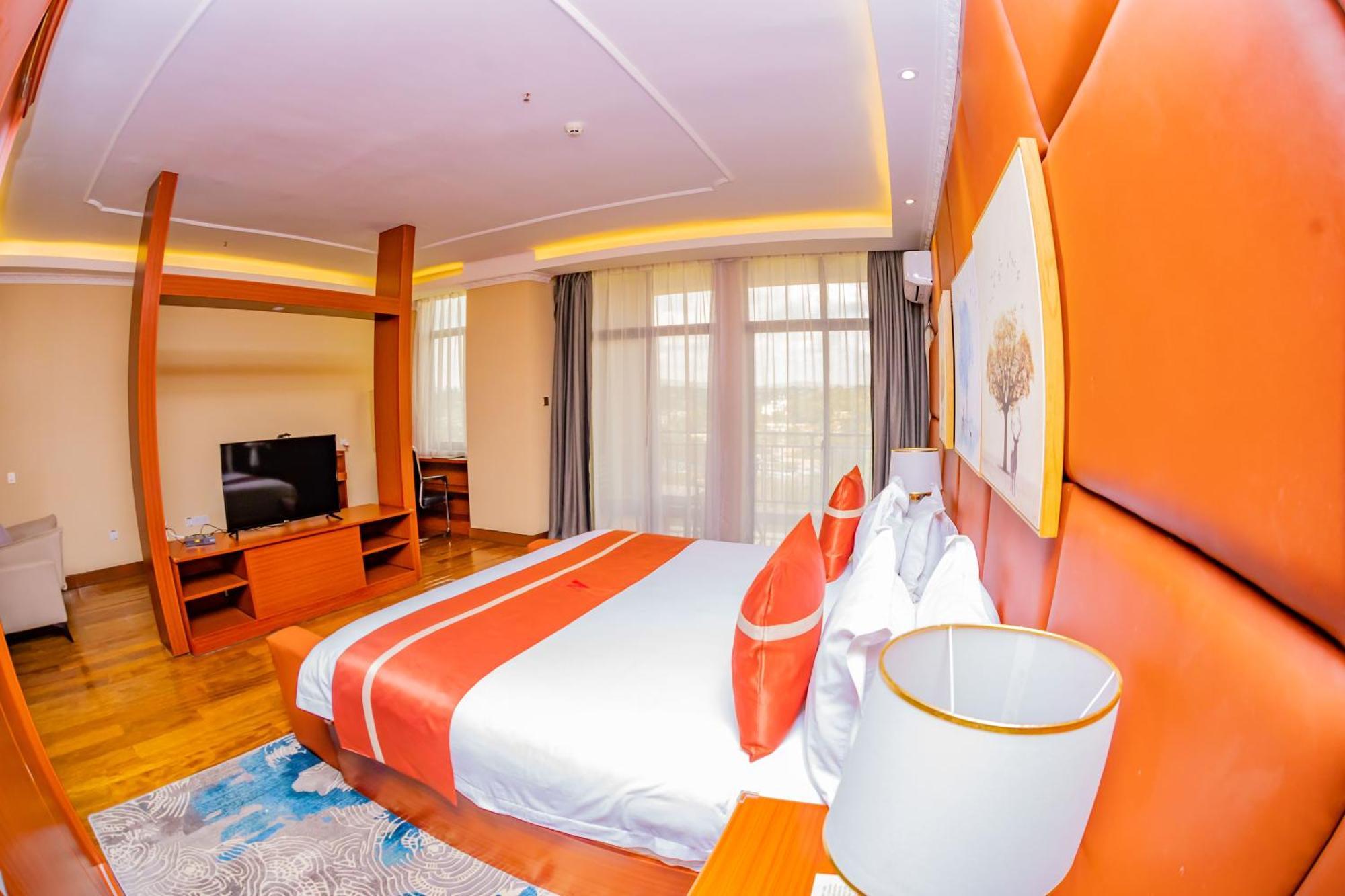 M Hotel Kigali Bagian luar foto