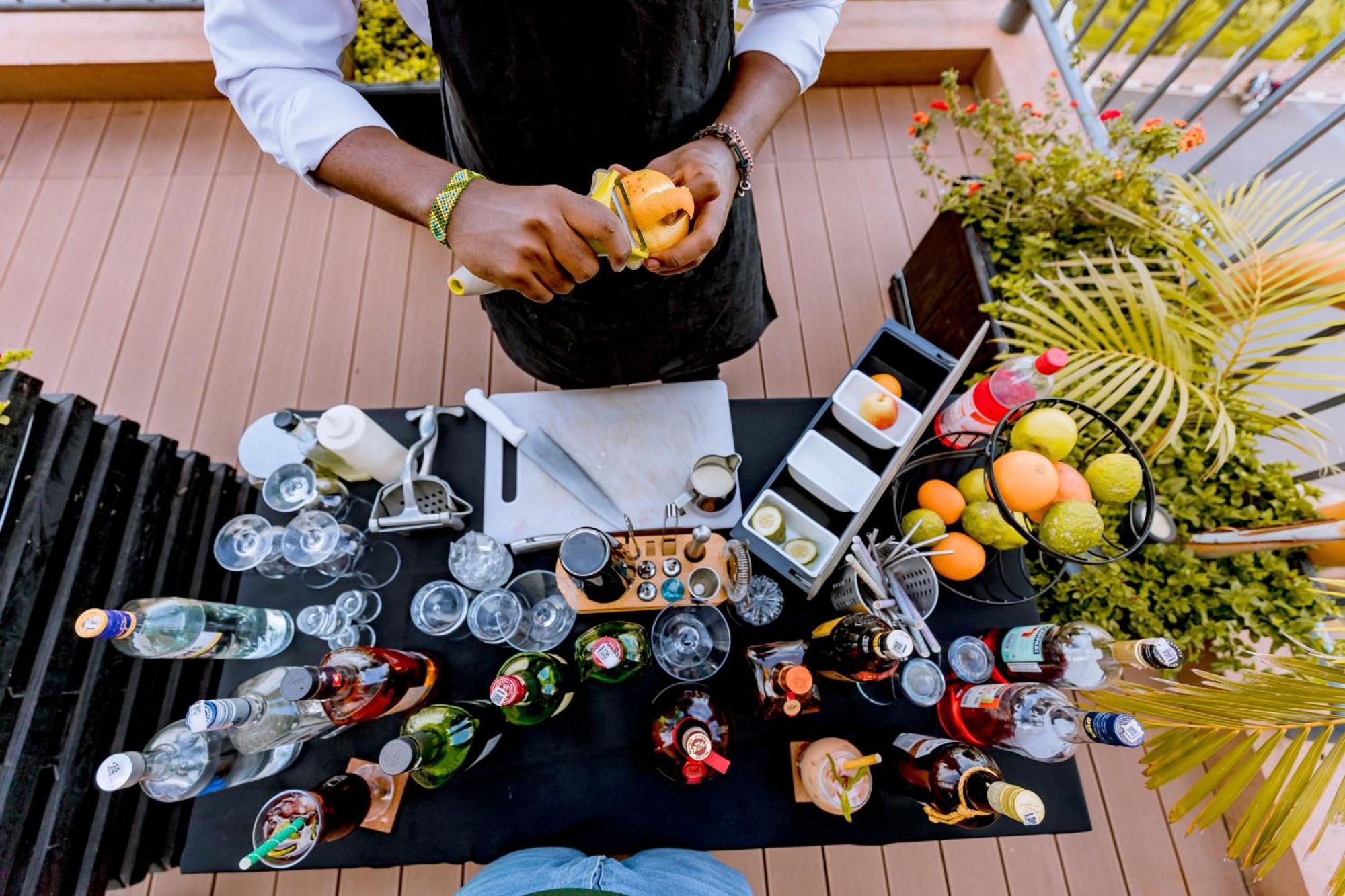 M Hotel Kigali Bagian luar foto