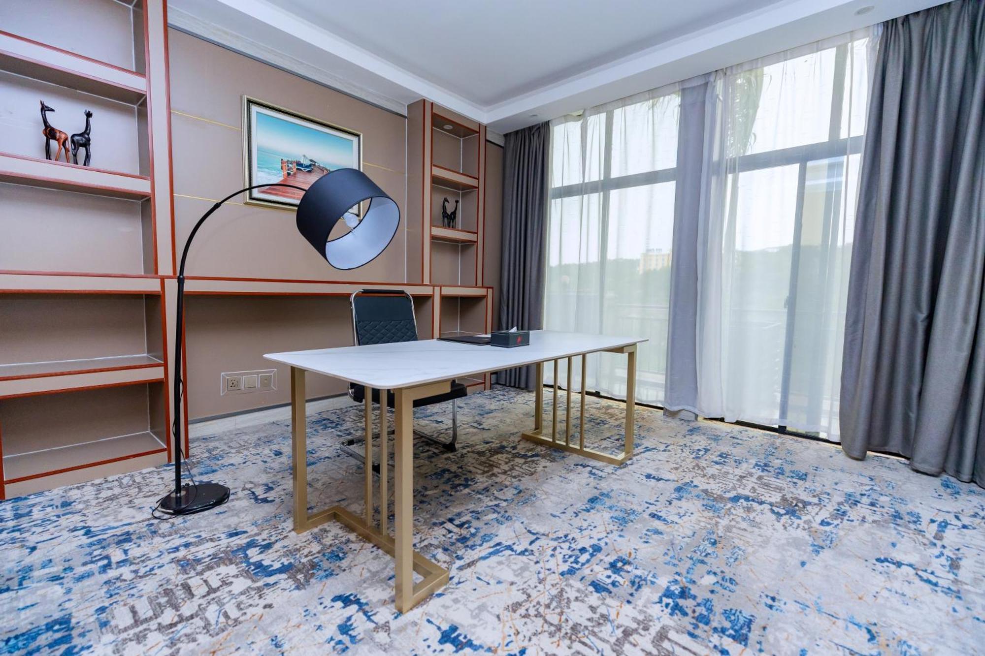 M Hotel Kigali Bagian luar foto