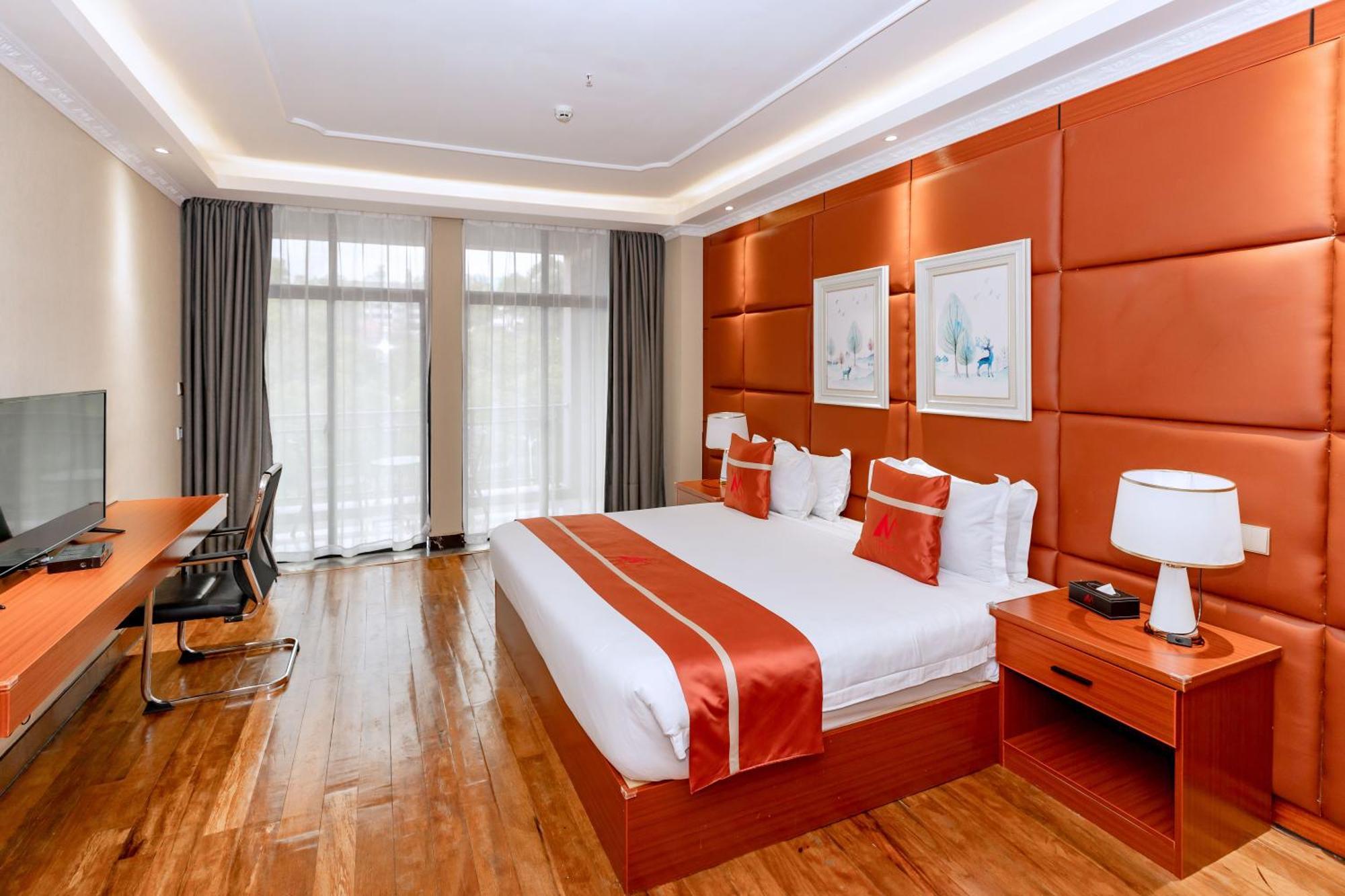 M Hotel Kigali Bagian luar foto
