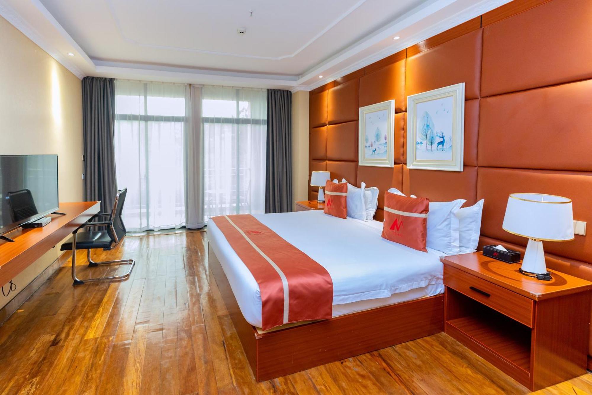 M Hotel Kigali Bagian luar foto
